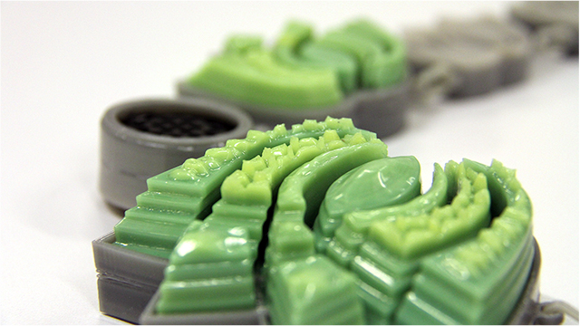 STATEMENT, 2013, Kristin Stransky, 3D printed thermochromatic plastic and electronics, ©Kristin Stransky.